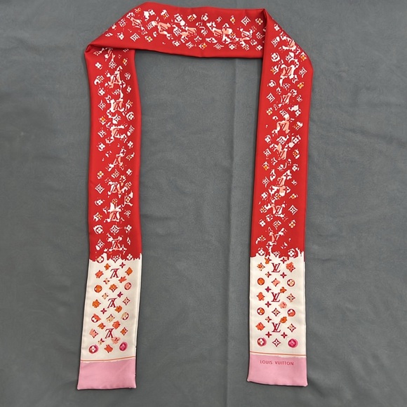 Louis Vuitton silky twilly scarf - Picture 4 of 6